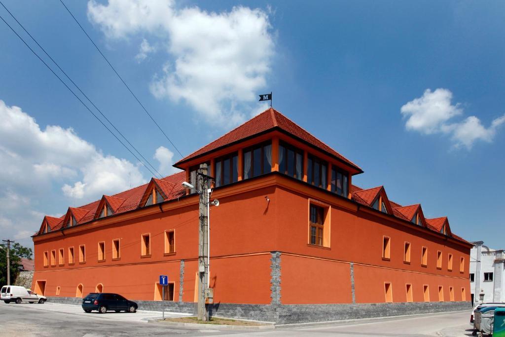 Hotel Majolika Modra Εξωτερικό φωτογραφία