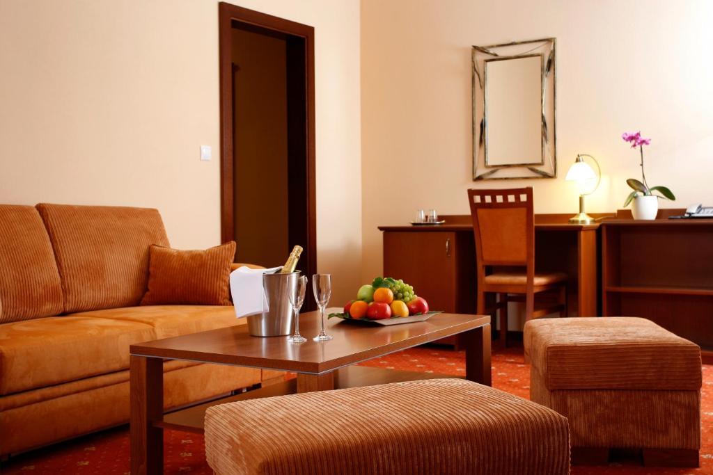 Hotel Majolika Modra Δωμάτιο φωτογραφία