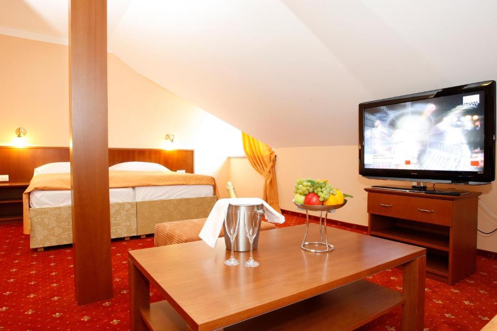 Hotel Majolika Modra Δωμάτιο φωτογραφία