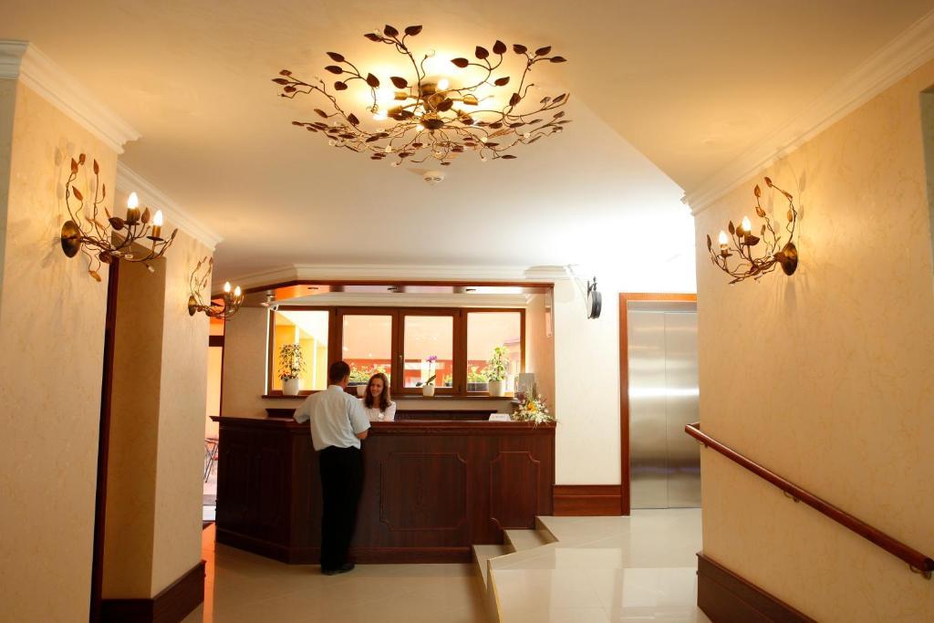 Hotel Majolika Modra Εξωτερικό φωτογραφία