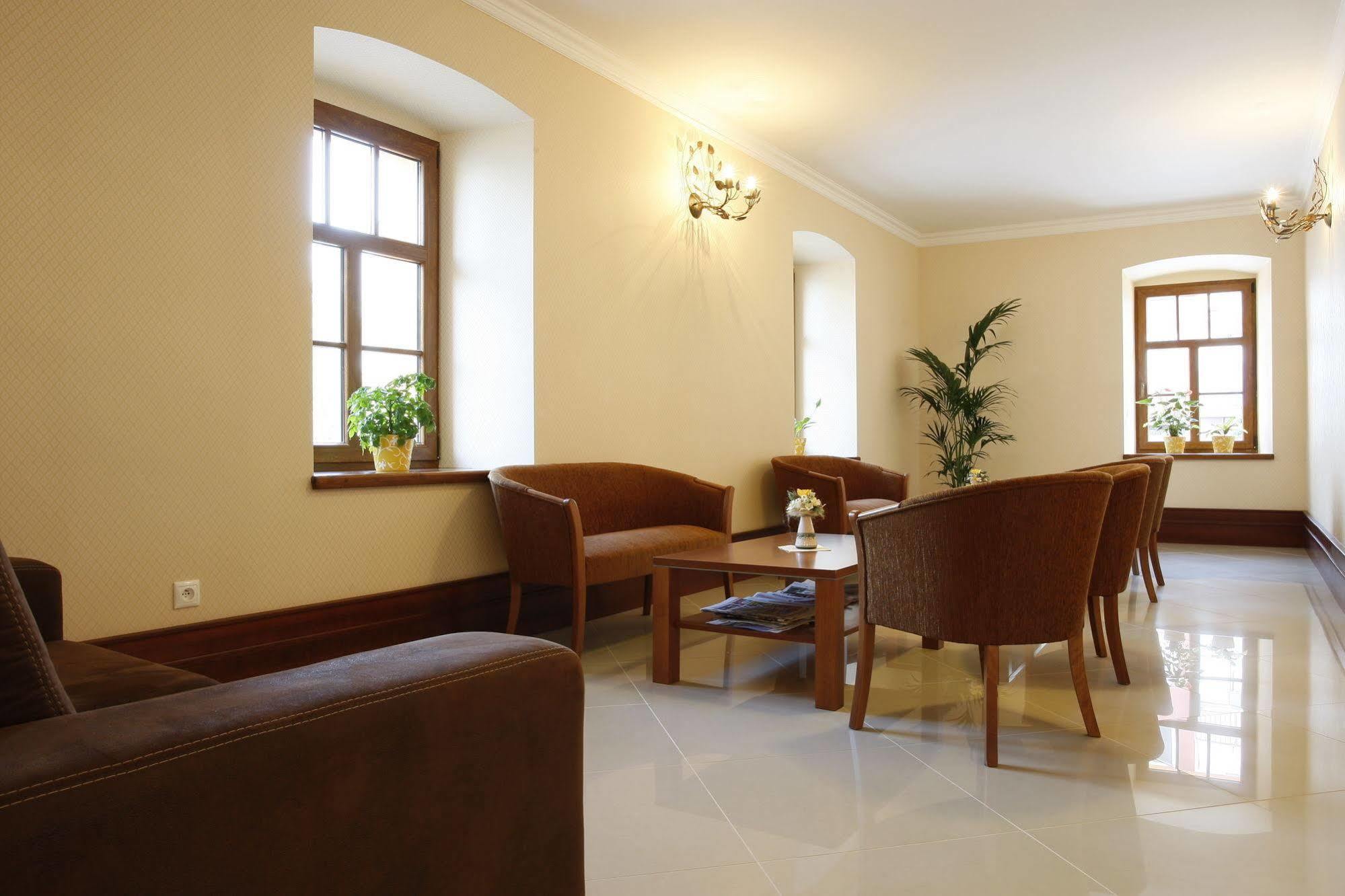 Hotel Majolika Modra Εξωτερικό φωτογραφία