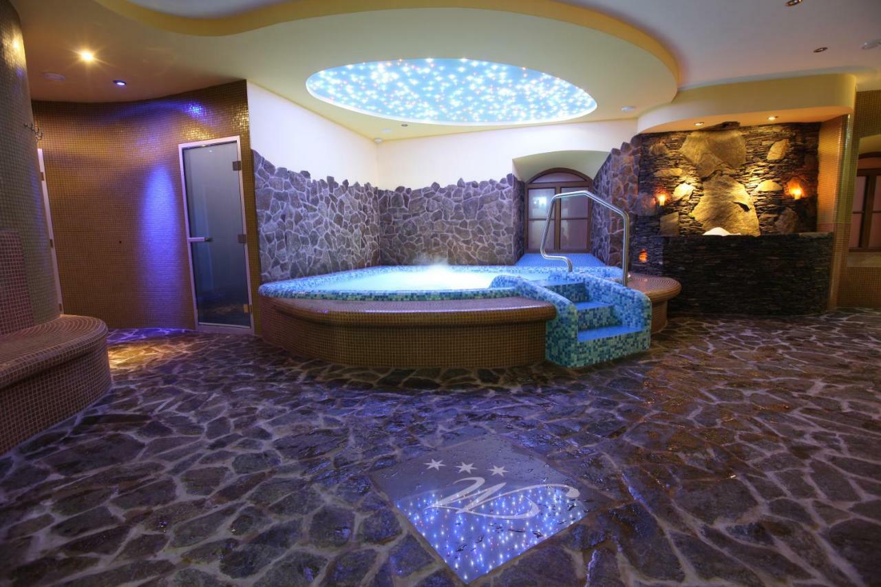 Hotel Majolika Modra Εξωτερικό φωτογραφία